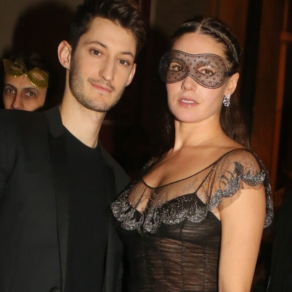 Exclusif - Pierre Niney et sa compagne Natasha Andrews au "Le Bal Surréaliste" Dior au Musée Rodin lors de la Fashion Week haute couture printemps-été 2018 à Paris, le 22 janvier 2018. © CVS-Veeren/Bestimage