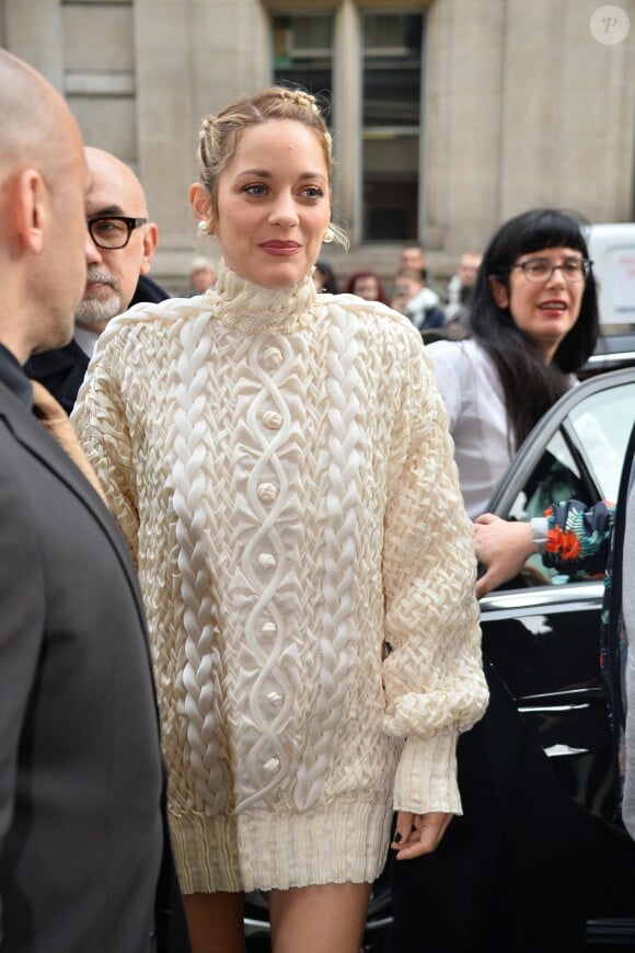 Marion Cotillard au défilé de mode Jean Paul Gaultier, collection haute-couture printemps-été 2018, à Paris. Le 24 janvier 2018 © CVS - Veeren / Bestimage