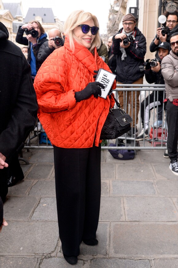 Amanda Lear au défilé de mode Jean Paul Gaultier, collection haute-couture printemps-été 2018, à Paris. Le 24 janvier 2018