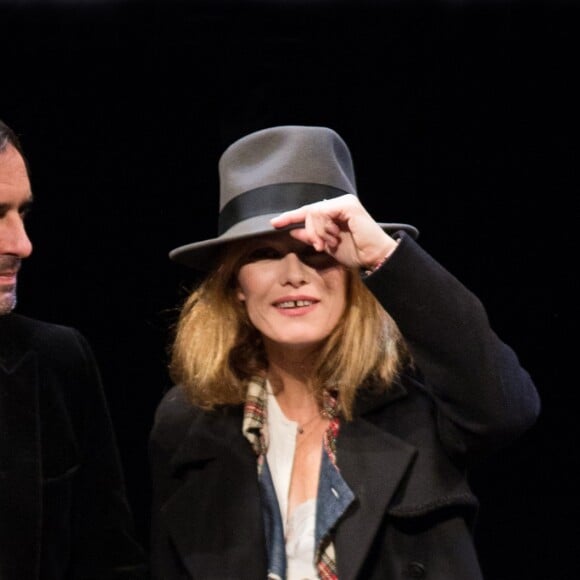 Semi-exclusif - Samuel Benchetrit et sa compagne Vanessa Paradis assistent à la projection du film "Chien" lors du 32ème Festival International du Film Francophone de Namur, Belgique, le 4 octobre 2017. © Alain Rolland/ImageBuzz/Bestimage