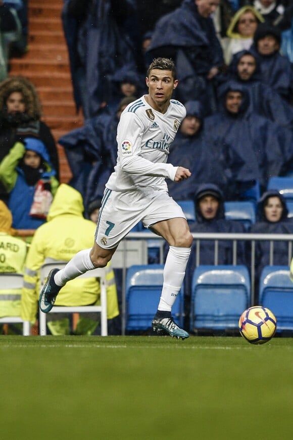Le Real Madrid de Cristiano Ronaldo battu par Villarreal sur son terrain à Madrid le 13 janvier 2018.