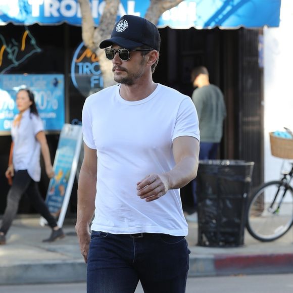 Exclusif - James Franco est allé déjeuner avec Jeff Garlin au restaurant Joan's à Studio City, le 23 janvier 2018.