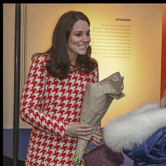 Catherine Kate Middleton (enceinte), duchesse de Cambridge lors de la visite du Department Store NK à Stockholm le 31 janvier 2018.  31st January 2018 Stockholm Sweden Britain's Prince William and Catherine, the Duchess of Cambridge, accompanied by Crown Princess Victoria and Prince Daniel visit the department store 'NK' to see showcased UK designs31/01/2018 - Stockholm