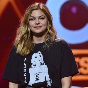 Exclusif - Louane Emera - Enregistrement de l'émission "Tout Le Monde Chante Contre Le Cancer, Les Stars Relèvent Le Défi" au Palais Des Congrès à Paris, qui sera diffusée le 1er janvier 2018 à 21h sur W9. Le 5 décembre 2017. © Gorassini-Moreau / Bestimage