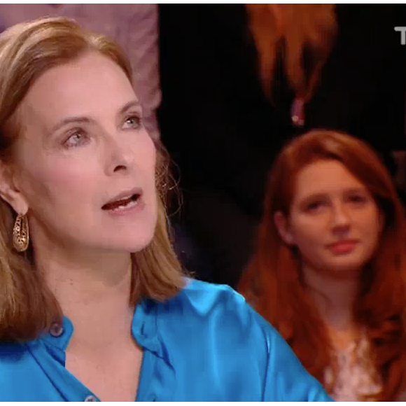 Carole Bouquet parle de son fils Dimitri Rassam dans "Quotidien" sur TMC. Le 2 février 2018.