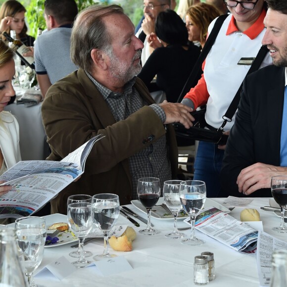 Exclusif - Alain Bernard, à droite, et sa compagne Faustine, à gauche - Journée caritative au profit de la Fondation Claude Pompidou à l'Hippodrome de la Côte d'Azur à Cagnes-sur-Mer, le 11 février 2018. © Bruno Bebert/LMS/Bestimage