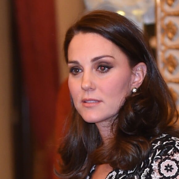 La duchesse Catherine de Cambridge, enceinte et en Erdem, et la comtesse Sophie de Wessex, en Burberry, étaient les maîtresses de cérémonie de la réception organisée pour célébrer le "Commonwealth Fashion Exchange" au Palais de Buckingham à Londres, le 19 février 2018.