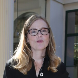 Exclusif - Isabelle Carré - Les people arrivent à l'enregistrement de l'émission "Vivement dimanche prochain" de Michel Drucker à Paris le 31 août 2016.