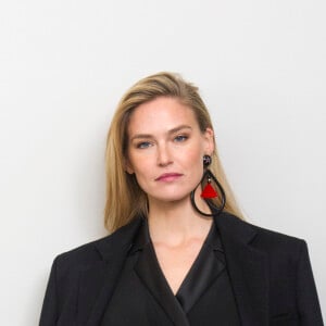 Bar Refaeli - Défilé de mode "Giorgio Armani" lors de la fashion week de Milan. Le 24 février 2018.