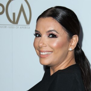 Eva Longoria, enceinte, lors du photocall de la soirée des "Producers Guild Awards" à Beverly Hills le 20 janvier 2018.