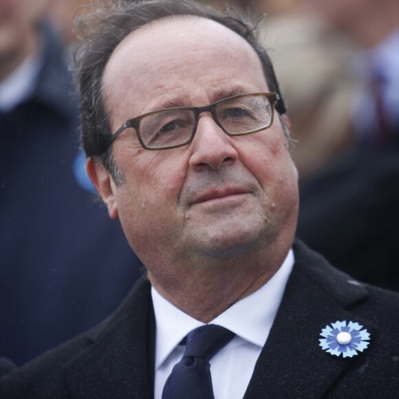 Francois Hollande, ancien Président. - Cérémonie de commémoration du 99ème anniversaire de l'armistice du 11 novembre 1918 à l'Arc de Triomphe à Paris le 11 novembre 2017. © Denis Allard / Pool / Bestimage