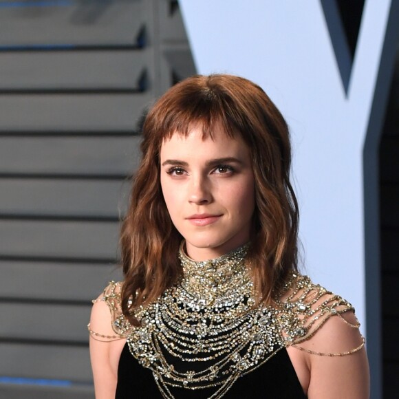 Emma Watson (avec un tatouage Time's Up) lors de la Vanity Fair Oscar Party à Beverly Hills, Los Angeles, le 4 mars 2018.