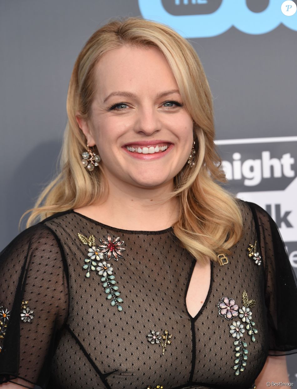 Elisabeth Moss lors des 23ème Critics Choice Awards au Barker Hangar à