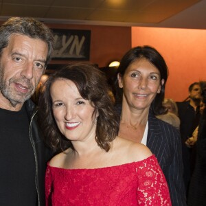 Exclusif - Anne Roumanoff ,Michel Cymes et sa femme Nathalie - Backstage - - Anne Roumanoff fête ses trente ans de carrière à l'Olympia lors d'une soirée exceptionnelle le samedi 4 novembre avec son spectacle " Aimons nous les uns les autres et plus encore ". Paris le 4 Novembre 2017 © Pierre Perusseau / Bestimage