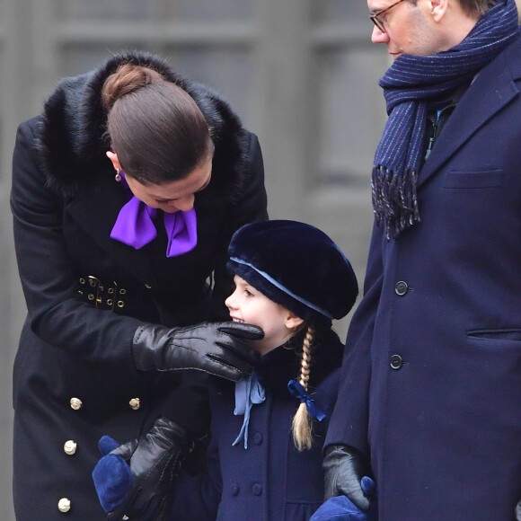 La princesse Victoria, accompagnée par son mari le prince Daniel et leur fille la princesse Estelle, célébrait le 12 mars 2018 avec le public la saint Victoria dans la cour intérieur du palais royal Drottningholm, à Stockholm.