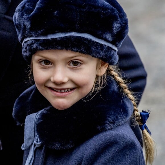 La princesse Victoria, accompagnée par son mari le prince Daniel et leur fille la princesse Estelle, célébrait le 12 mars 2018 avec le public la saint Victoria dans la cour intérieur du palais royal Drottningholm, à Stockholm.