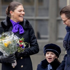 La princesse Victoria, accompagnée par son mari le prince Daniel et leur fille la princesse Estelle, célébrait le 12 mars 2018 avec le public la saint Victoria dans la cour intérieur du palais royal Drottningholm, à Stockholm.