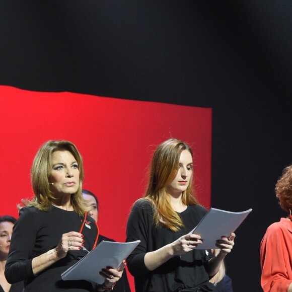 Juliette Arnaud, Nicole Calfan, Alison Wheeler,, Andréa Ferréol, Eden Ducourant - Représentation de la pièce "Les Monologues du Vagin" au théâtre le Comédia à Paris le 12 mars 2018. © Guirec Coadic/Bestimage