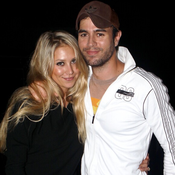 Exclusif - Anna Kournikova et Enrique Iglesias dans les rues de Miami le 18 novembre 2009.