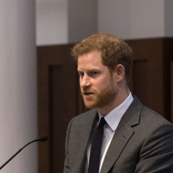 Le prince Harry a prononcé un discours lors de la conférence annuelle "Veterans Mental Health" au King's College à Londres le 15 mars 2018