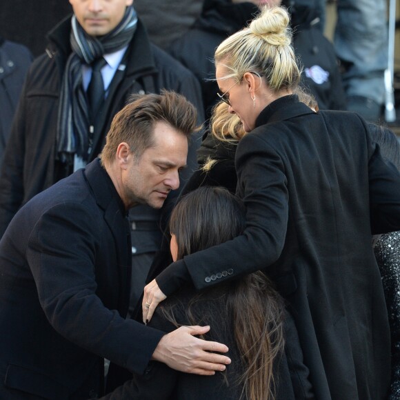 David Hallyday, Laura Smet, Laeticia Hallyday et ses filles Joy et Jade - Arrivées des personnalités en l'église de La Madeleine pour les obsèques de Johnny Hallyday à Paris le 8 decembre 2017. © Veeren/Bestimage 