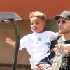 Exclusif - Amber Rose, accompagnée d'une nounou et d’un garde du corps, emmène son fils Sebastian passer la journée à Universal Studios à Los Angeles, le 18 mai 2017