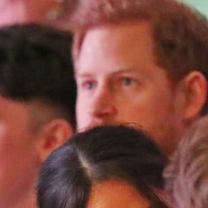 Le prince Harry et Meghan Markle en visite à Belfast en Irlande du Nord le 23 mars 2018, à l'Eikon Centre pour un événement consacré à la 2e année d'Amazing the Space, initiative de pacification lancée par le prince en septembre 2017.