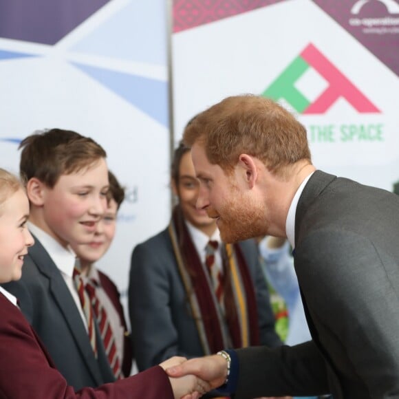 Le prince Harry et Meghan Markle en visite à Belfast en Irlande du Nord le 23 mars 2018, à l'Eikon Centre pour un événement consacré à la 2e année d'Amazing the Space, initiative de pacification lancée par le prince en septembre 2017.