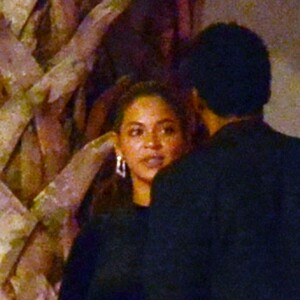 Exclusif - Jay-Z et sa femme Beyoncé sont allés diner avec des amis à Miami, le 9 février 2018