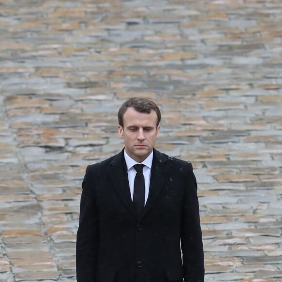 Le président de la République Emmanuel Macron - Hommage national du lieutenant-colonel de gendarmerie Arnaud Beltrame aux invalides à Paris le 28 mars 2018. Arnaud Beltrame est mort après avoir pris la place d'une otage civile au supermarché Super U à Trèbes. © Cyril Moreau/Bestimage