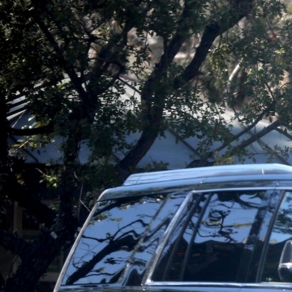 Exclusif - Tom Kaulitz sort de chez Heidi Klum au volant de sa voiture à Beverly Hills, le 25 mars 2018.