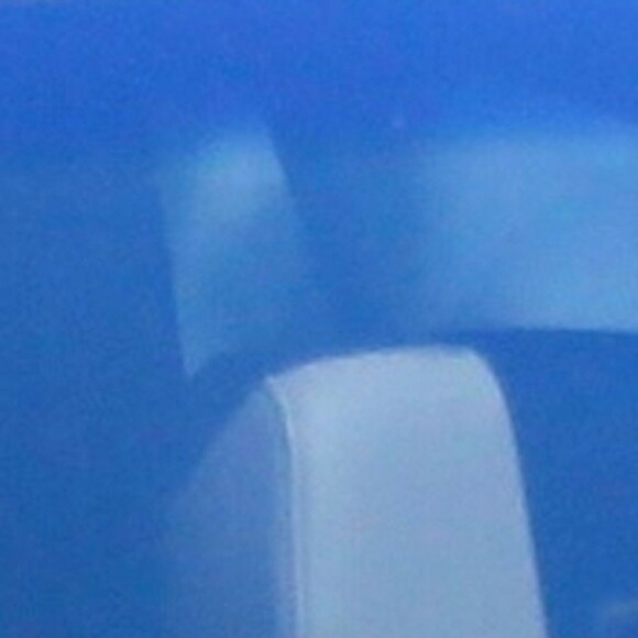 Exclusif - Tom Kaulitz sort de chez Heidi Klum au volant de sa voiture à Beverly Hills, le 25 mars 2018.