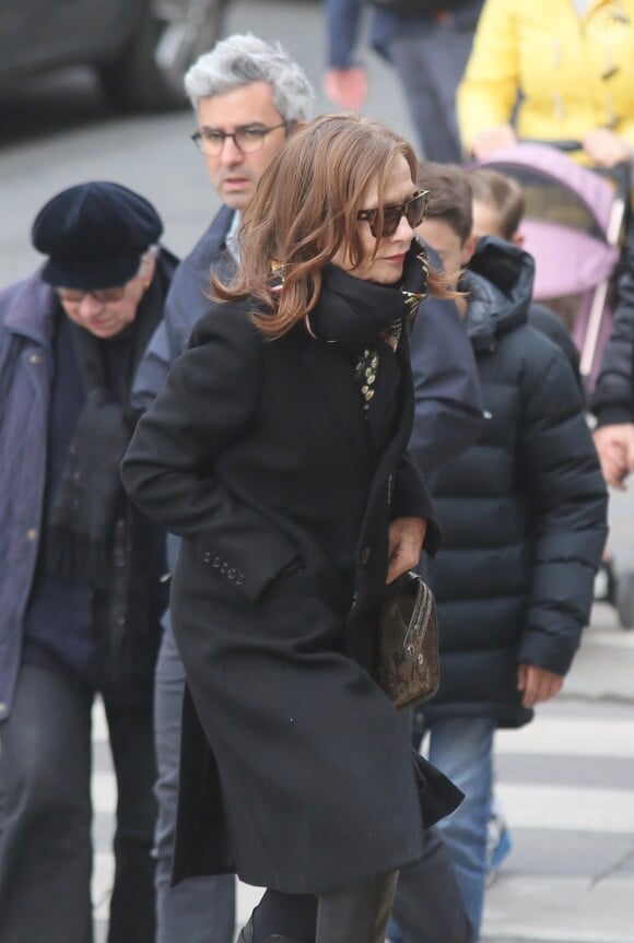 Isabelle Huppert - Obsèques de Stéphane Audran en l'église Saint-Roch à Paris. Le 3 avril 2018