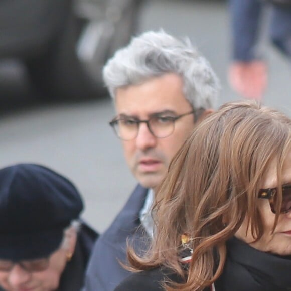 Isabelle Huppert - Obsèques de Stéphane Audran en l'église Saint-Roch à Paris. Le 3 avril 2018
