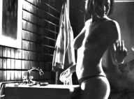 La superbe comédienne Carla Gugino... se dévoile totalement pour vous ! Et c'est très beau...