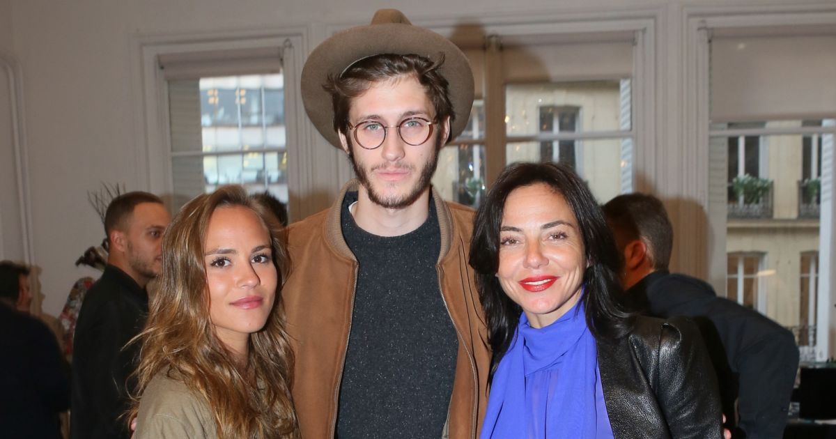 Les 7 Vies De Lea Sandra Exclusif - Jean-Baptiste Maunier et sa compagne Léa Arnezeder, Sandra