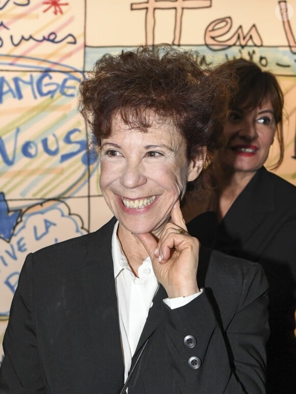Véronique Colucci - Vernissage presse de l'exposition "Coluche" à l'Hôtel de Ville de Paris le 5 octobre 2016. © Pierre Perusseau/Bestimage