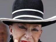 Geneviève de Fontenay... une nouvelle fois devant les tribunaux ! On l'adore notre Geneviève...