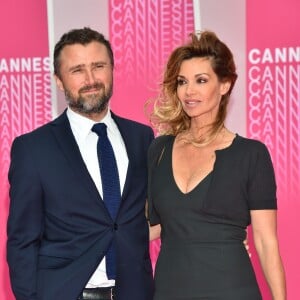 Alexandre Brasseur et Ingrid Chauvin, "stars de Demain nous appartient", sur le Pink Carpet lors du premier festival CanneSéries pour la présentation des séries "Killing Eve" et "When Heroes Fly", à Cannes, le 8 avril 2018.© Bruno Bebert/Bestimage