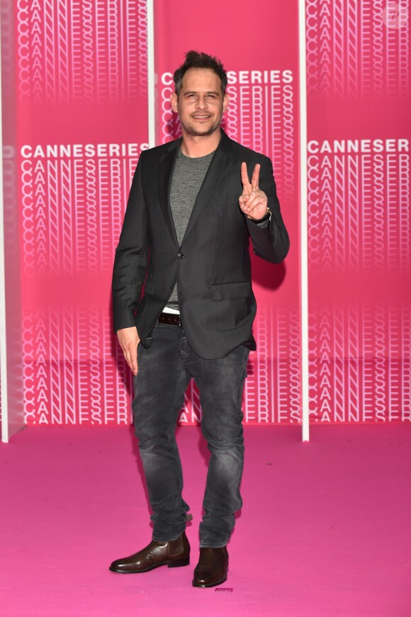 Moritz Bleibtreu ("The Typist") sur le Pink Carpet lors du premier festival CanneSéries pour la présentation des séries "Killing Eve" et "When Heroes Fly", à Cannes, le 8 avril 2018. © Bruno Bebert/Bestimage