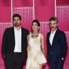 Cesc Gay, Mi Hoa Lee et Leonardo Sbaraglia ("Felix) sur le Pink Carpet lors du premier festival CanneSéries pour la présentation des séries "Killing Eve" et "When Heroes Fly", à Cannes, le 8 avril 2018. © Bruno Bebert/Bestimage