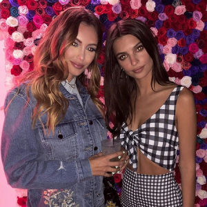 Nabilla Benattia et Emily Ratajkowski. Avril 2018.