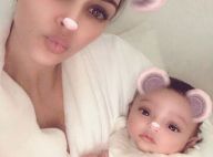 Kim Kardashian, gaga de son "bout de chou" Chicago, une vidéo trop mignonne