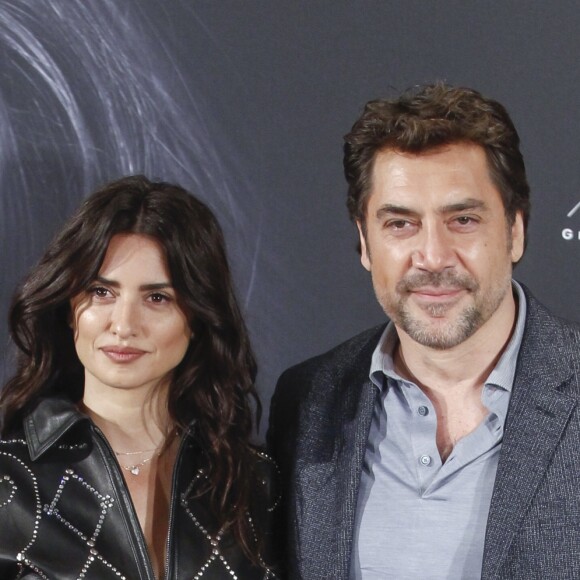 Penelope Cruz et son mari Javier Bardem - Photocall du film "Loving Pablo (Escobar)" à Madrid. Le 6 mars 2018