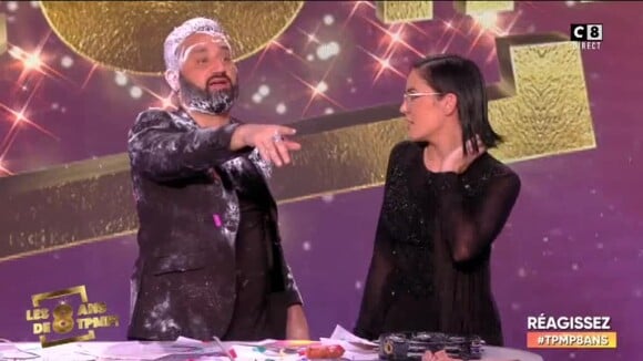 Agathe Auproux, copieusement insultée à cause d'une robe : "Je vous emm****"