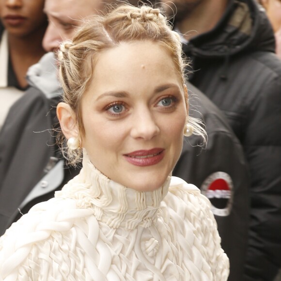 Marion Cotillard - Arrivées au défilé de mode "Jean Paul Gaultier", collection Haute-Couture printemps-été 2018, à Paris. Le 24 janvier 2018 © Christophe Aubert via Bestimage