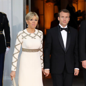 Le président de la République française Emmanuel Macron et sa femme la première dame Brigitte Macron (Trogneux) - Dîner en l'honneur du Président de la République Emmanuel Macron et de la première dame Brigitte Macron (Trogneux) à la Maison Blanche à Washington, le 24 avril 2018.