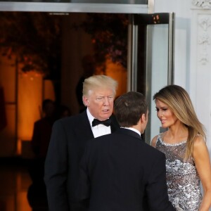 Le président américain Donald Trump, sa femme la Première dame Melania Trump, le président de la République française Emmanuel Macron et sa femme la Première dame Brigitte Macron (Trogneux) - Dîner en l'honneur du Président de la République Emmanuel Macron et de la première dame Brigitte Macron (Trogneux) à la Maison Blanche à Washington, le 24 avril 2018.