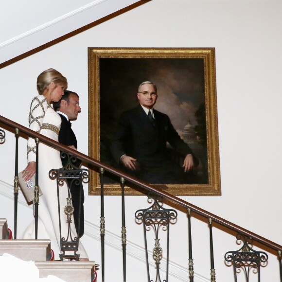 Le président de la République française Emmanuel Macron et sa femme la Première dame Brigitte Macron (Trogneux) - Dîner en l'honneur du Président de la République Emmanuel Macron et de la première dame Brigitte Macron (Trogneux) à la Maison Blanche à Washington, le 24 avril 2018.