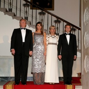 Le président américain Donald Trump, sa femme la Première dame Melania Trump, le président de la République française Emmanuel Macron et sa femme la Première dame Brigitte Macron (Trogneux) - Dîner en l'honneur du Président de la République Emmanuel Macron et de la première dame Brigitte Macron (Trogneux) à la Maison Blanche à Washington, le 24 avril 2018.